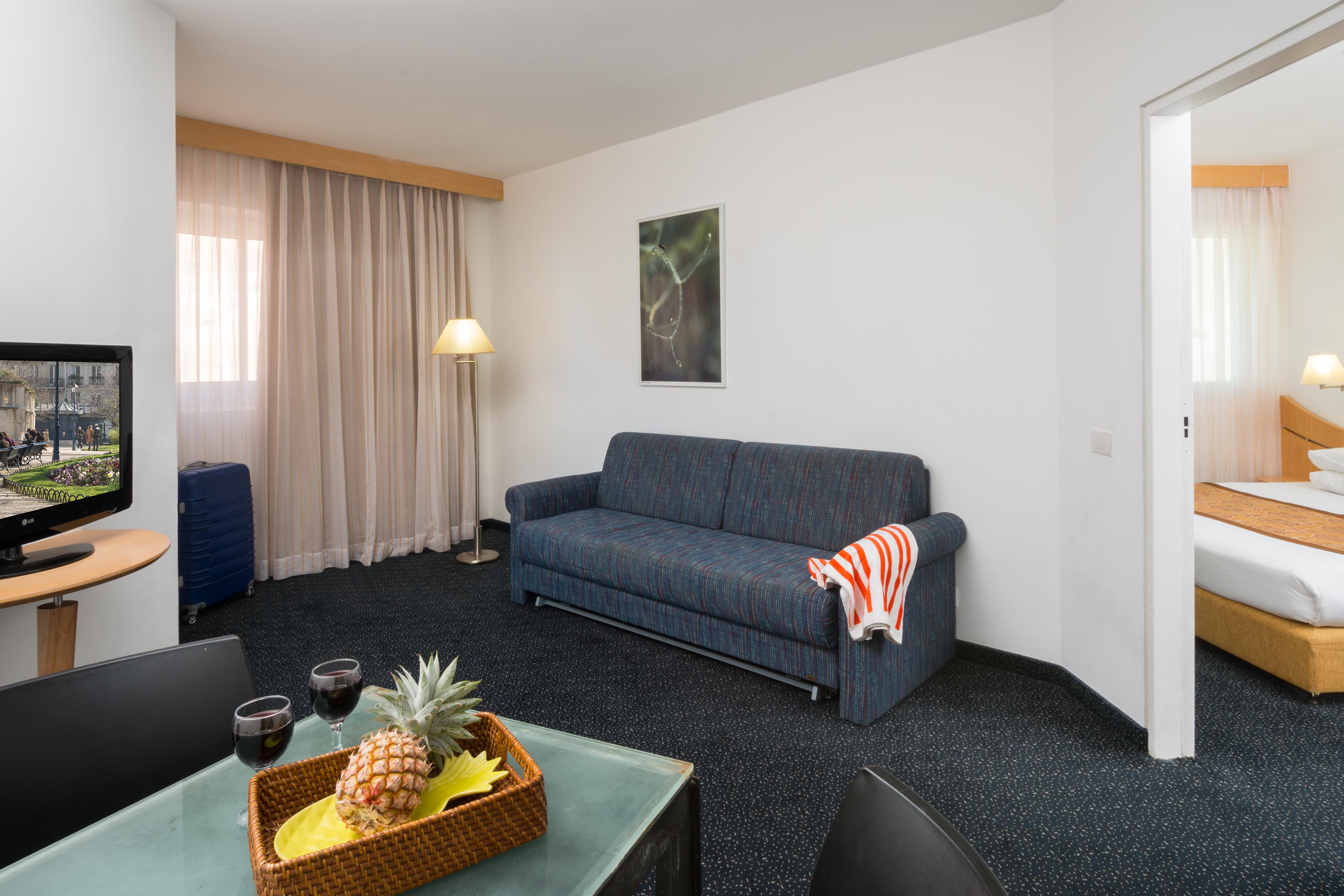 Leonardo Club Hotel Dead Sea Neve Zohar Eksteriør bilde A typical apartment